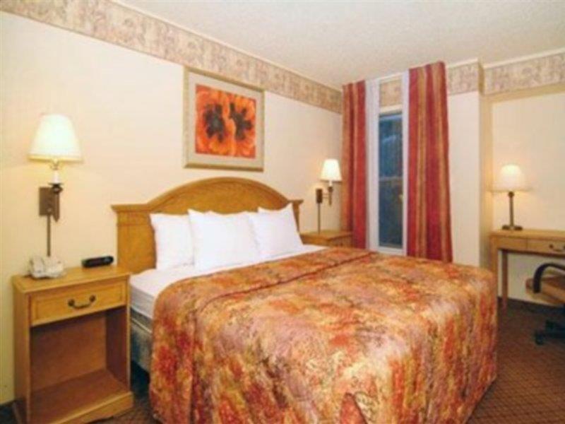 Pan American Inn And Suites ألباكركي المظهر الخارجي الصورة