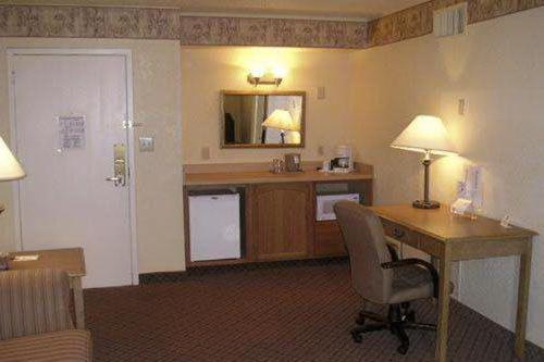 Pan American Inn And Suites ألباكركي الغرفة الصورة