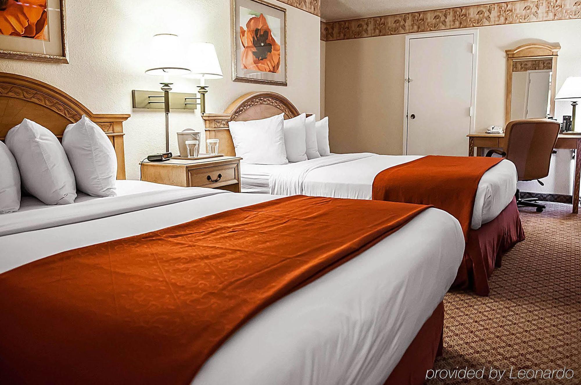 Pan American Inn And Suites ألباكركي المظهر الخارجي الصورة