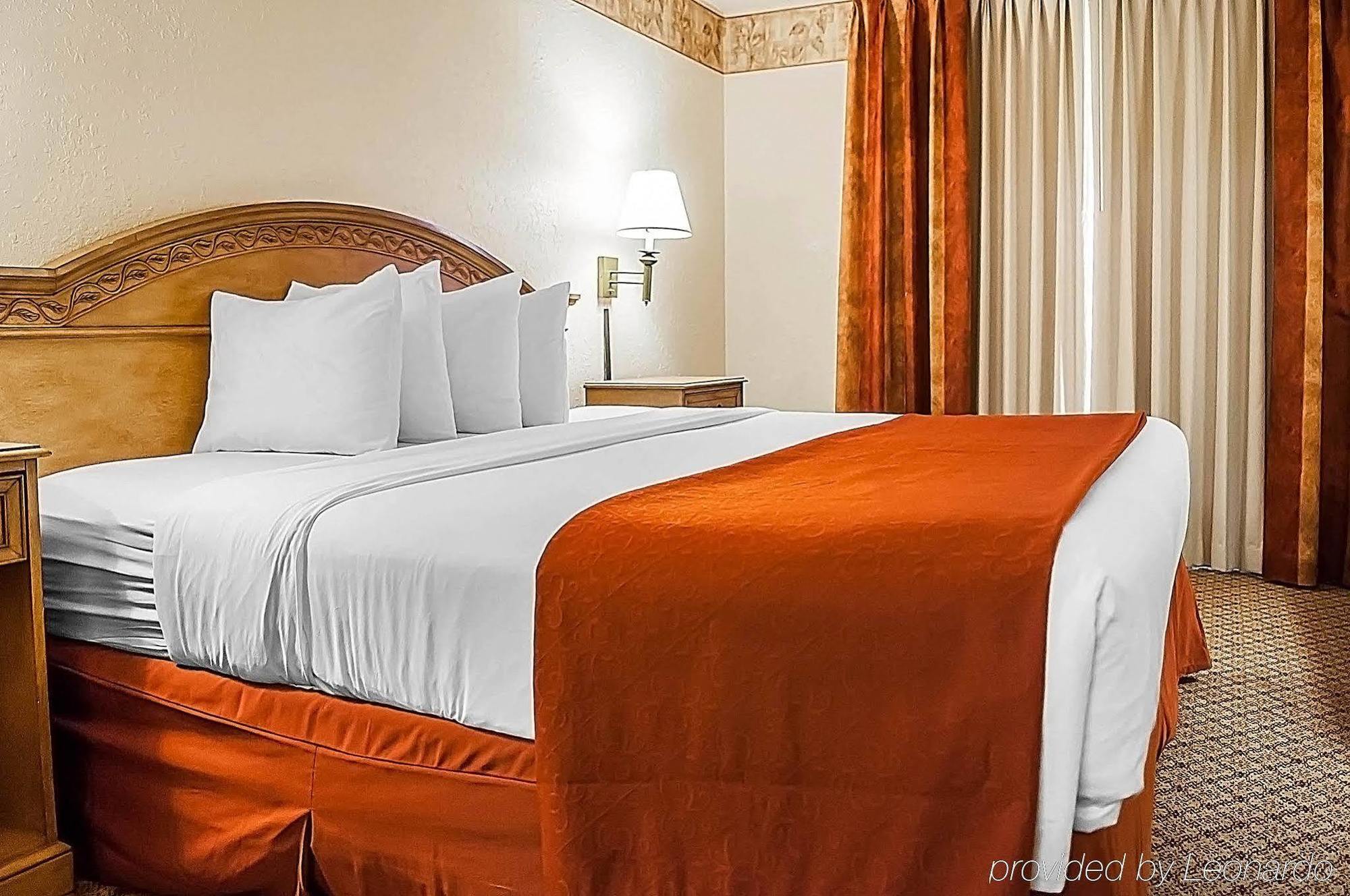 Pan American Inn And Suites ألباكركي المظهر الخارجي الصورة