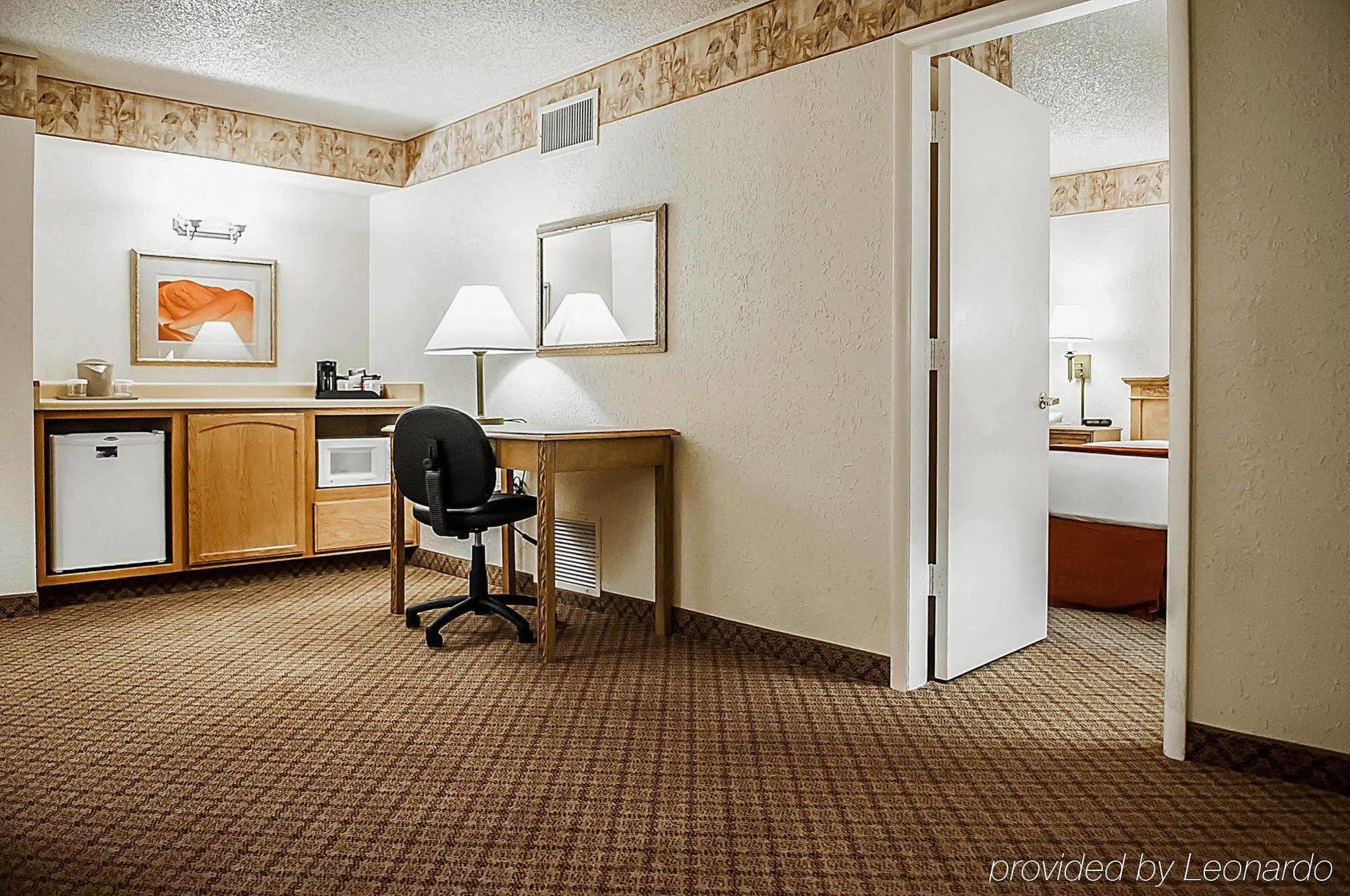 Pan American Inn And Suites ألباكركي المظهر الخارجي الصورة