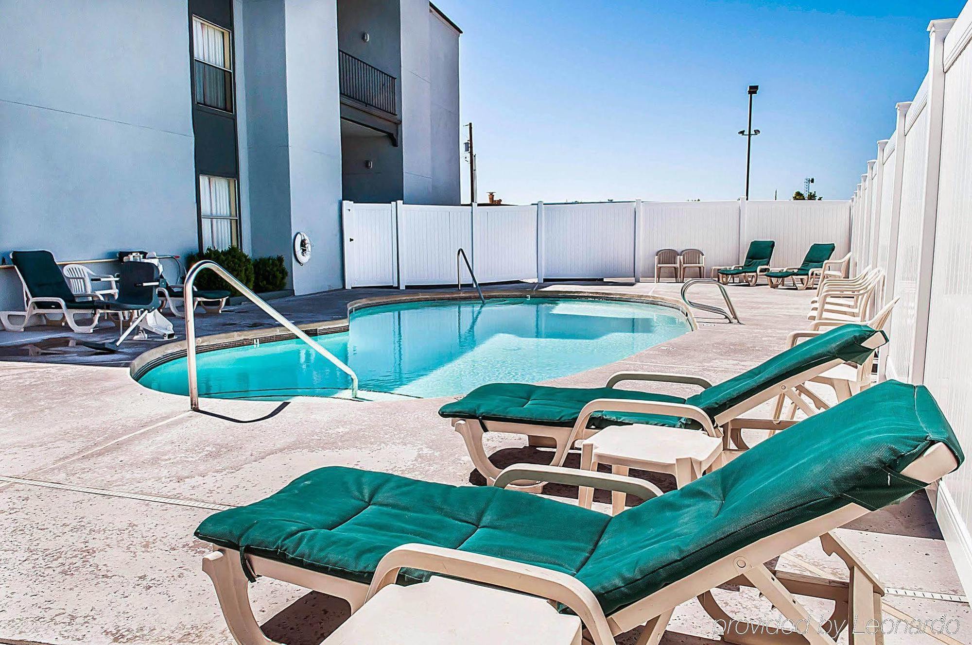 Pan American Inn And Suites ألباكركي المظهر الخارجي الصورة